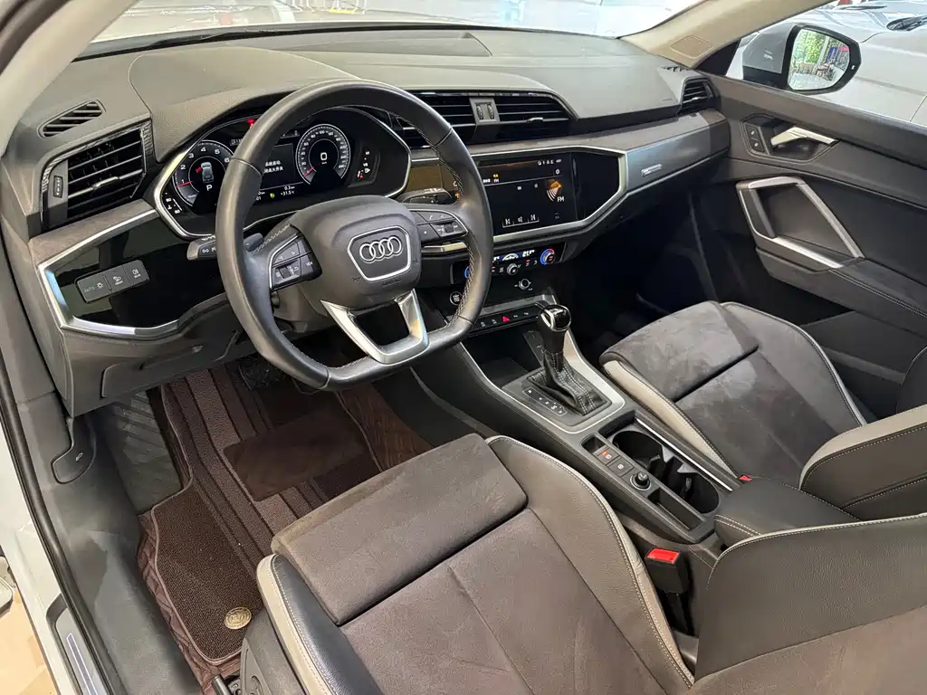 Audi Q3 — миниатюра 10