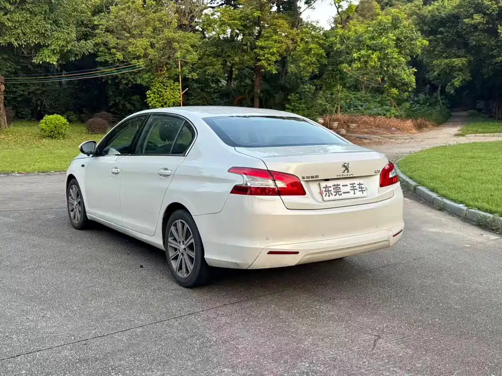 Peugeot 408 — миниатюра 14