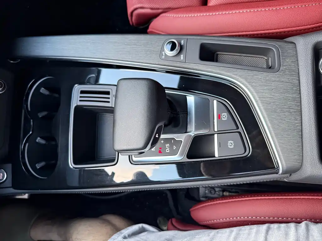 Audi A4L — миниатюра 12