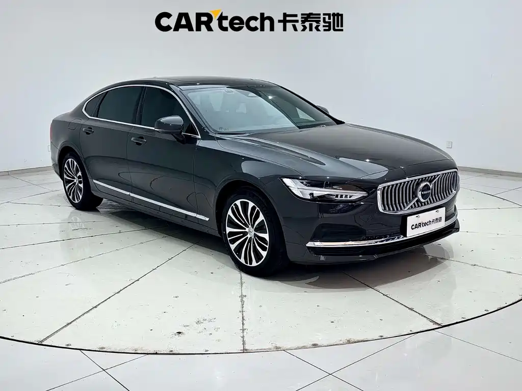 Volvo S90 2024 B5 Luxury