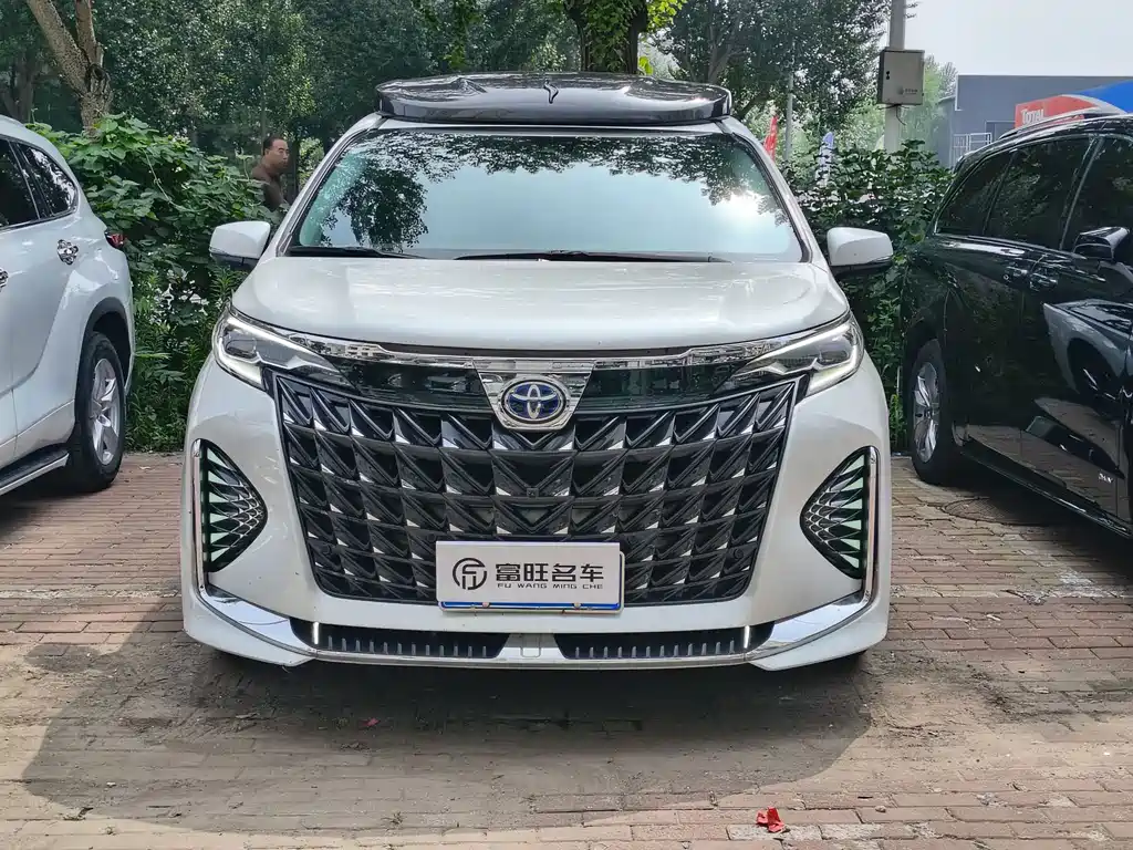 Китайский автомобиль. 华东牌商务车 — миниатюра 2