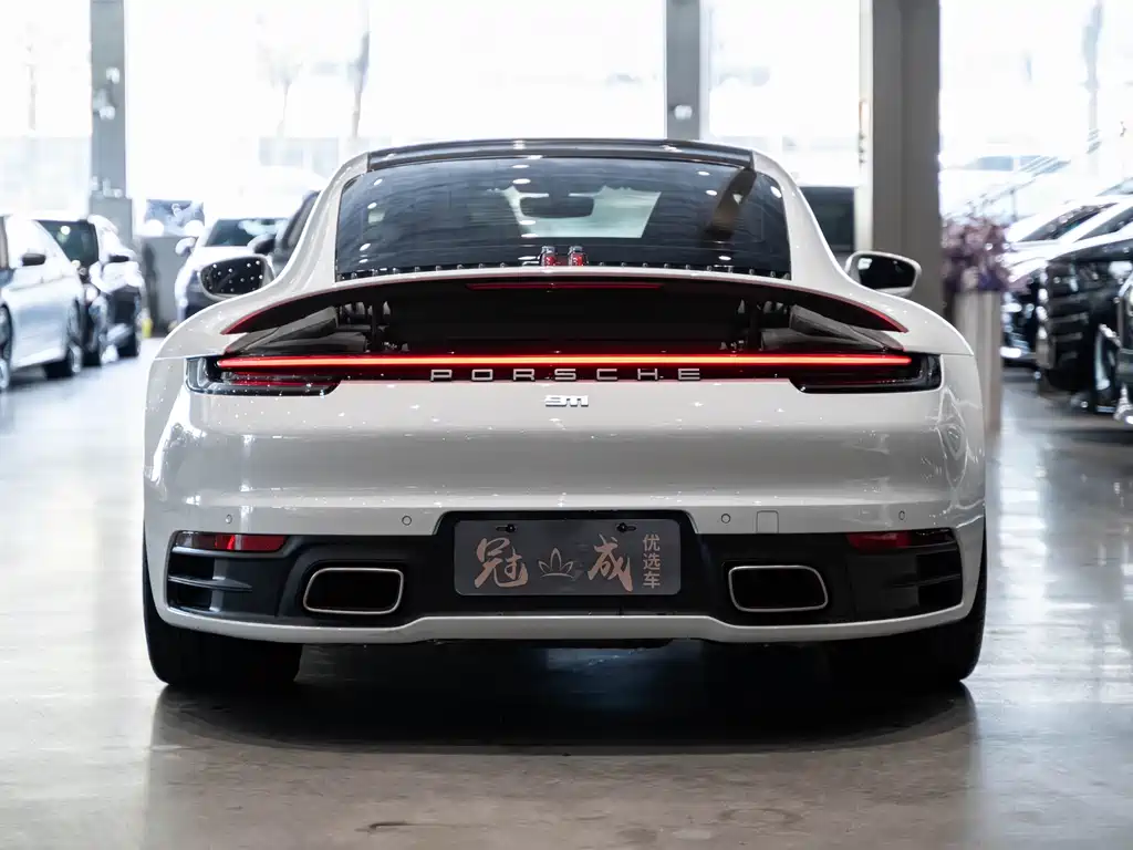 Porsche 911 2020 Carrera 3.0T