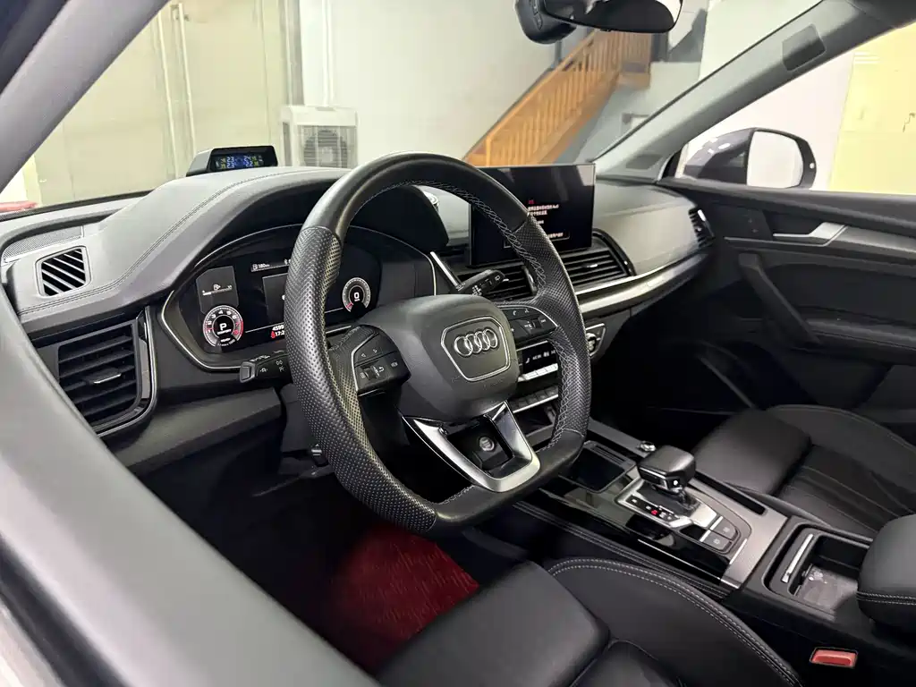 Audi Q5L — миниатюра 10