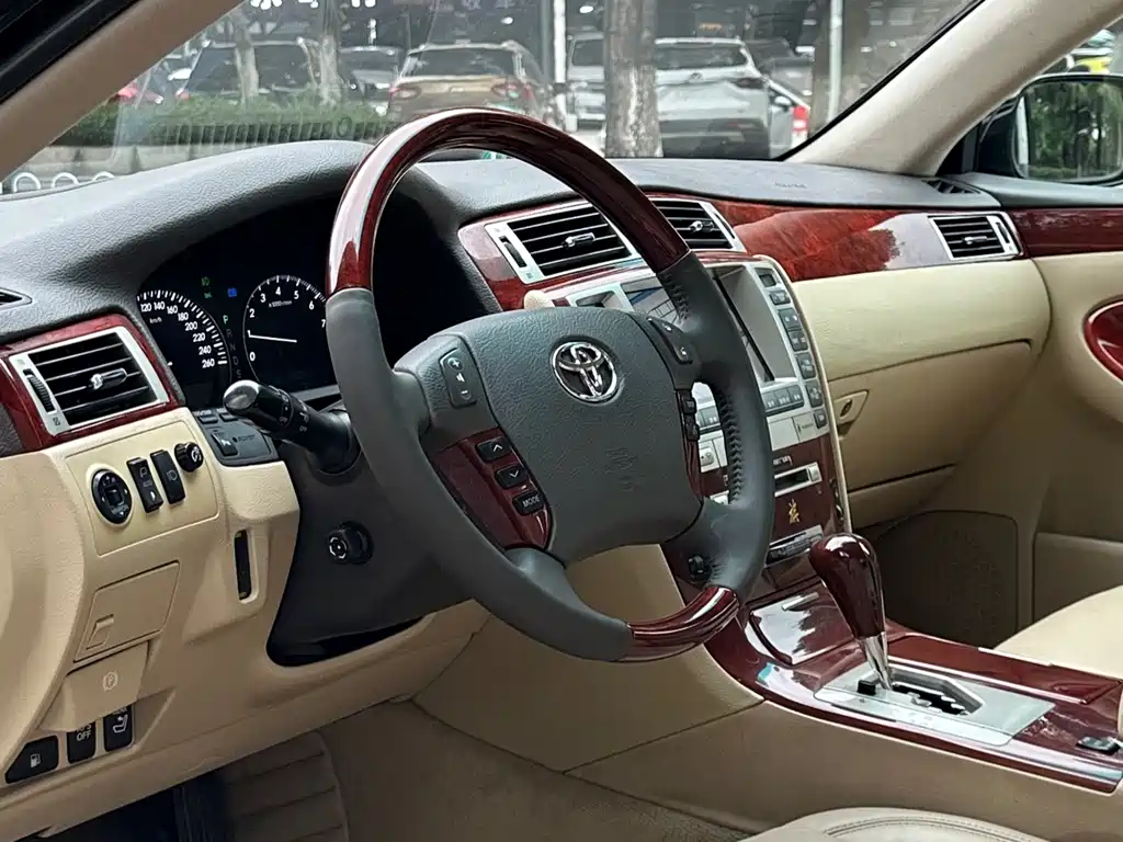 Hongqi Hongqi Shengshi — миниатюра 6