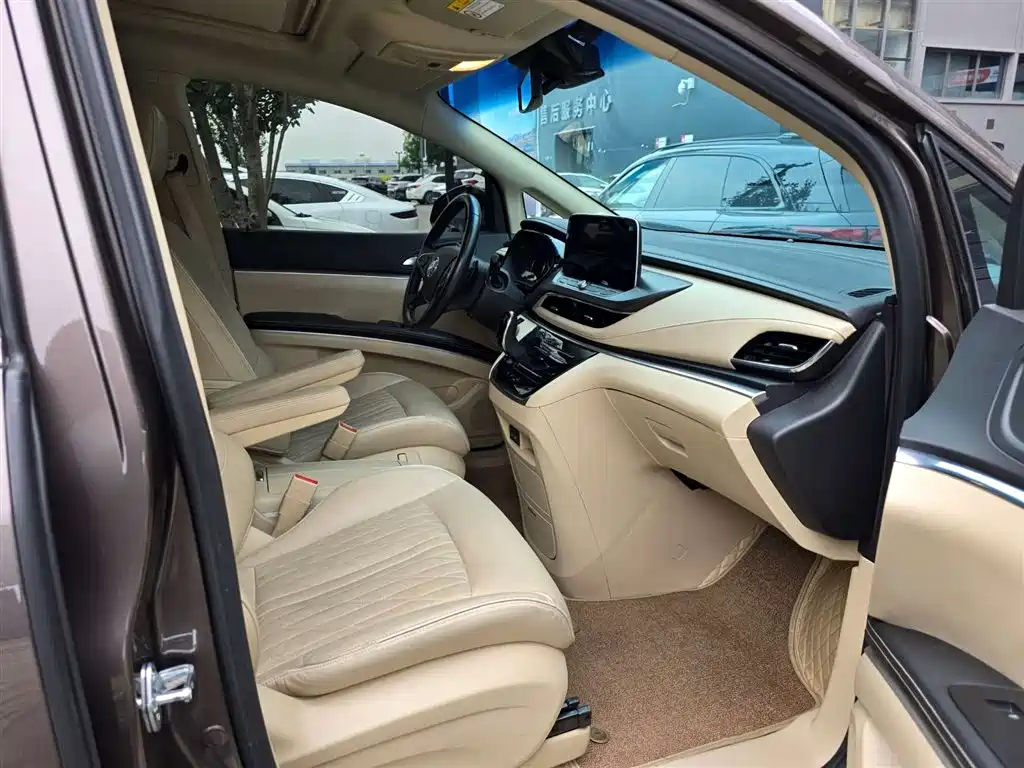Buick GL8 2023 652T Luxury