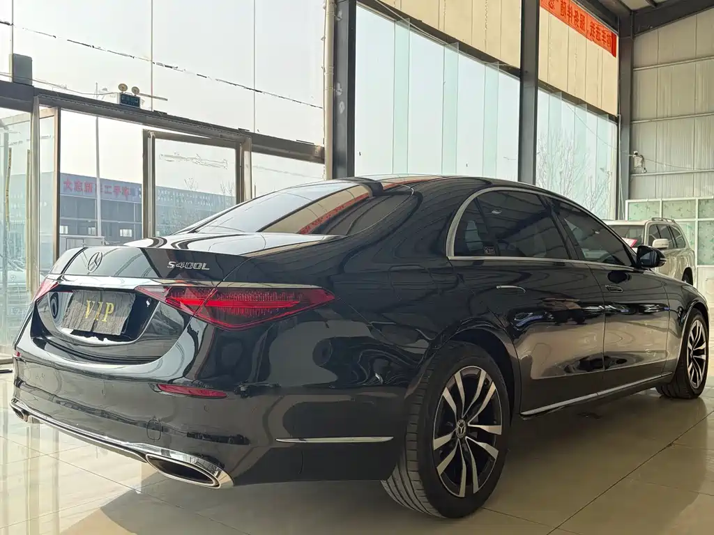 MERCEDES-BENZ S CLASS