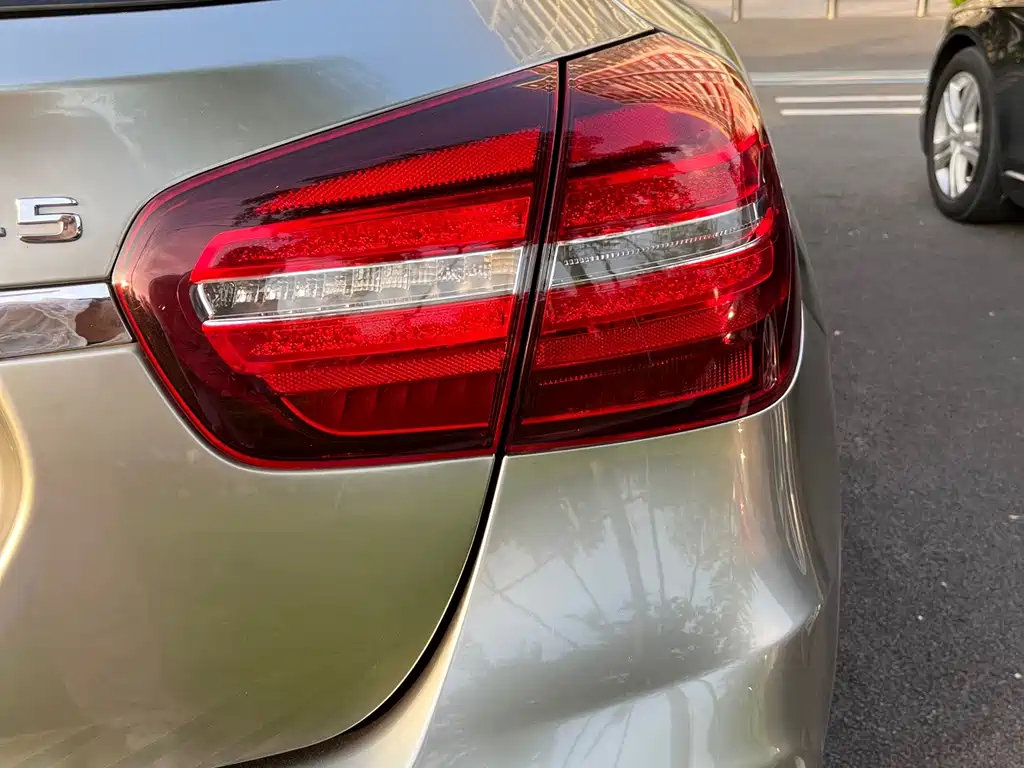 Mercedes-Benz GLA AMG — миниатюра 23