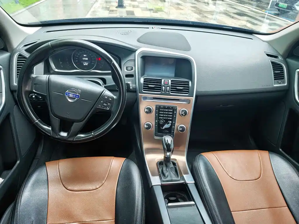 Volvo XC60 2015 T5