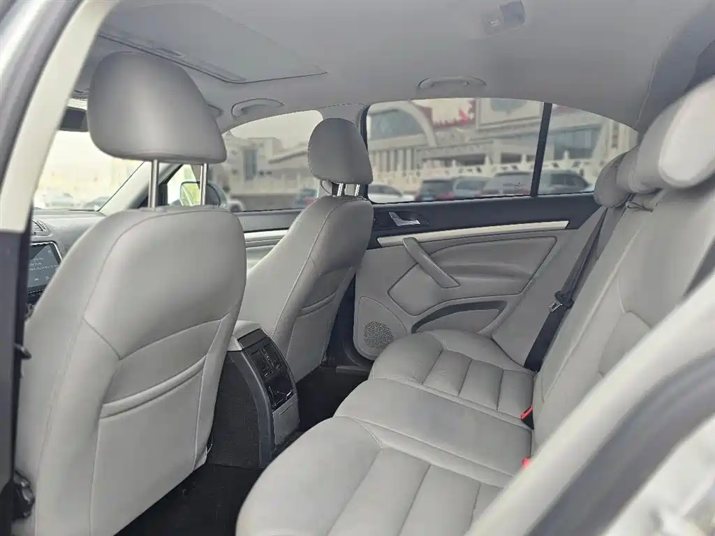 Skoda Octavia 2014 1.4TSI DSG