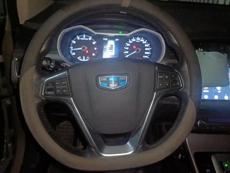 Geely Emgrand GS — миниатюра 15