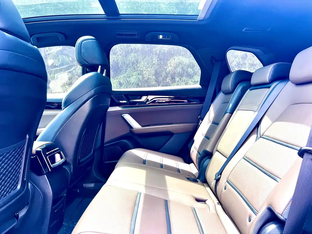 BYD Tang — миниатюра 10