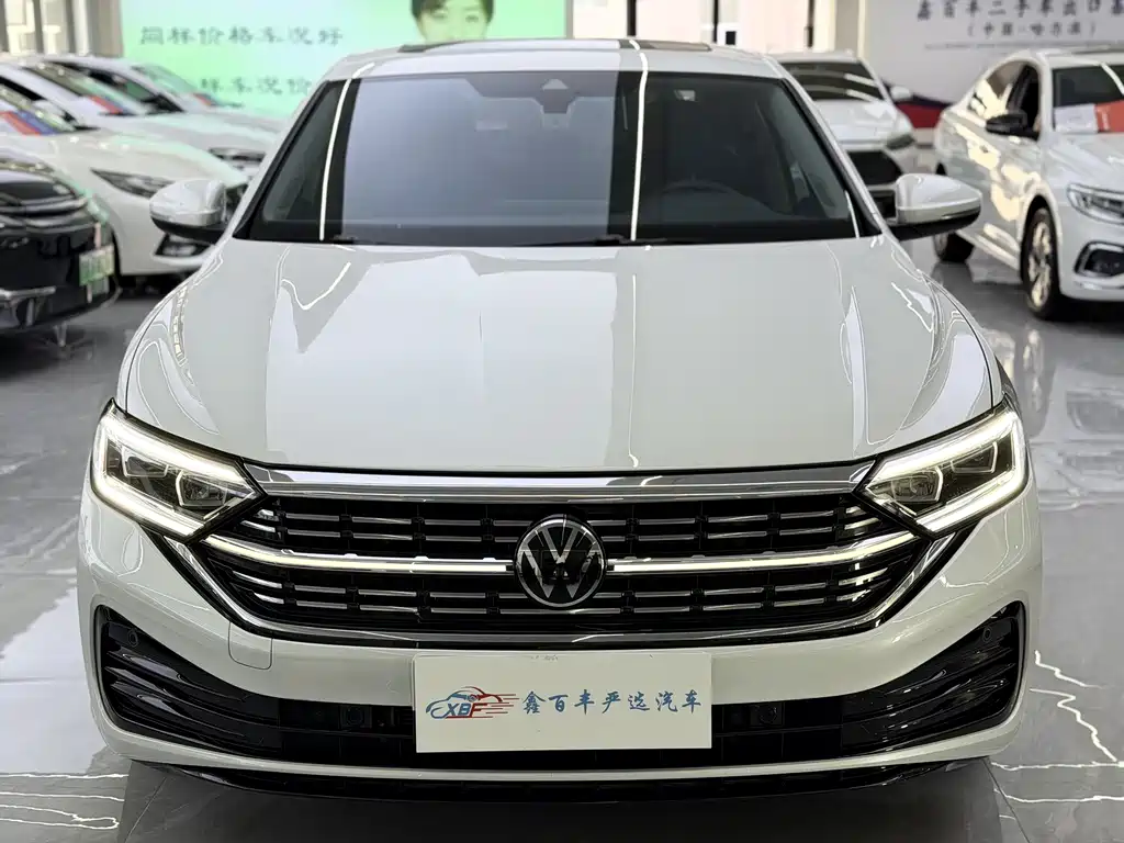 Volkswagen Sagitar — миниатюра 2