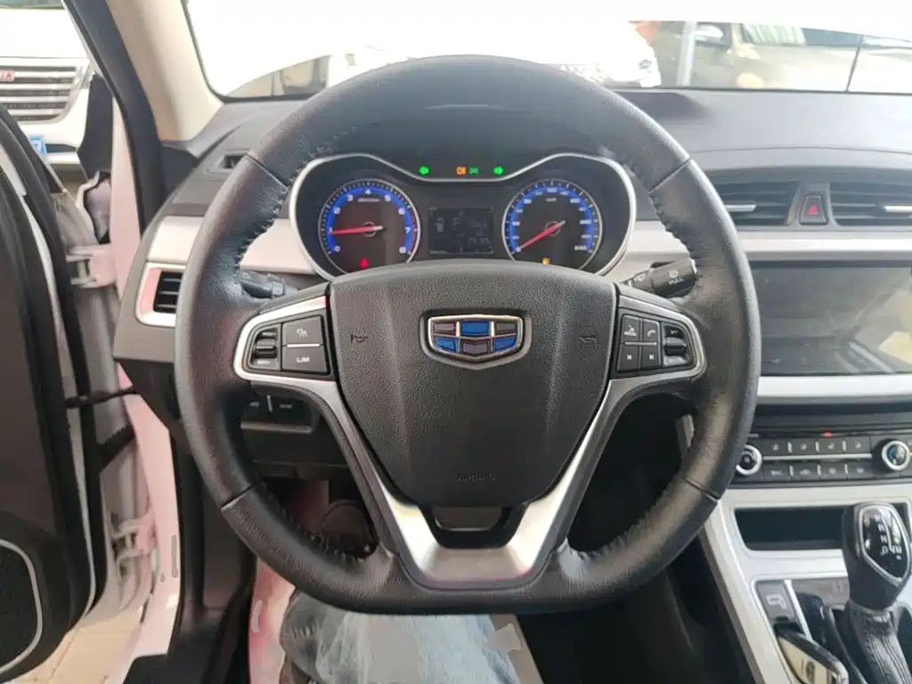 Geely Vision — миниатюра 11