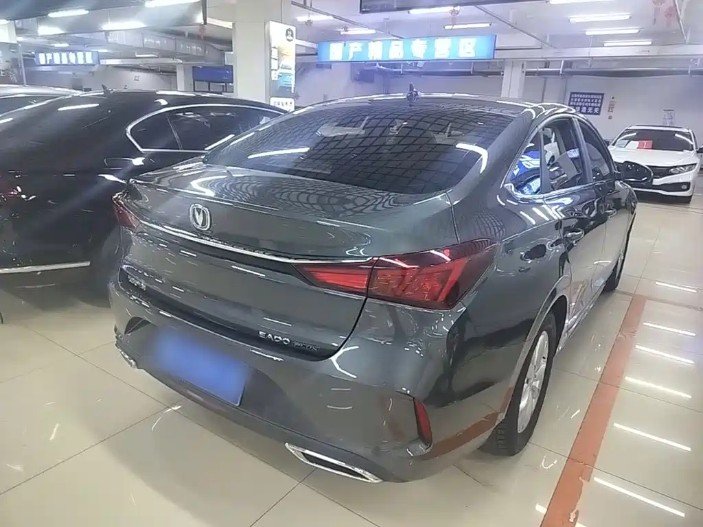 Changan Eado — миниатюра 7