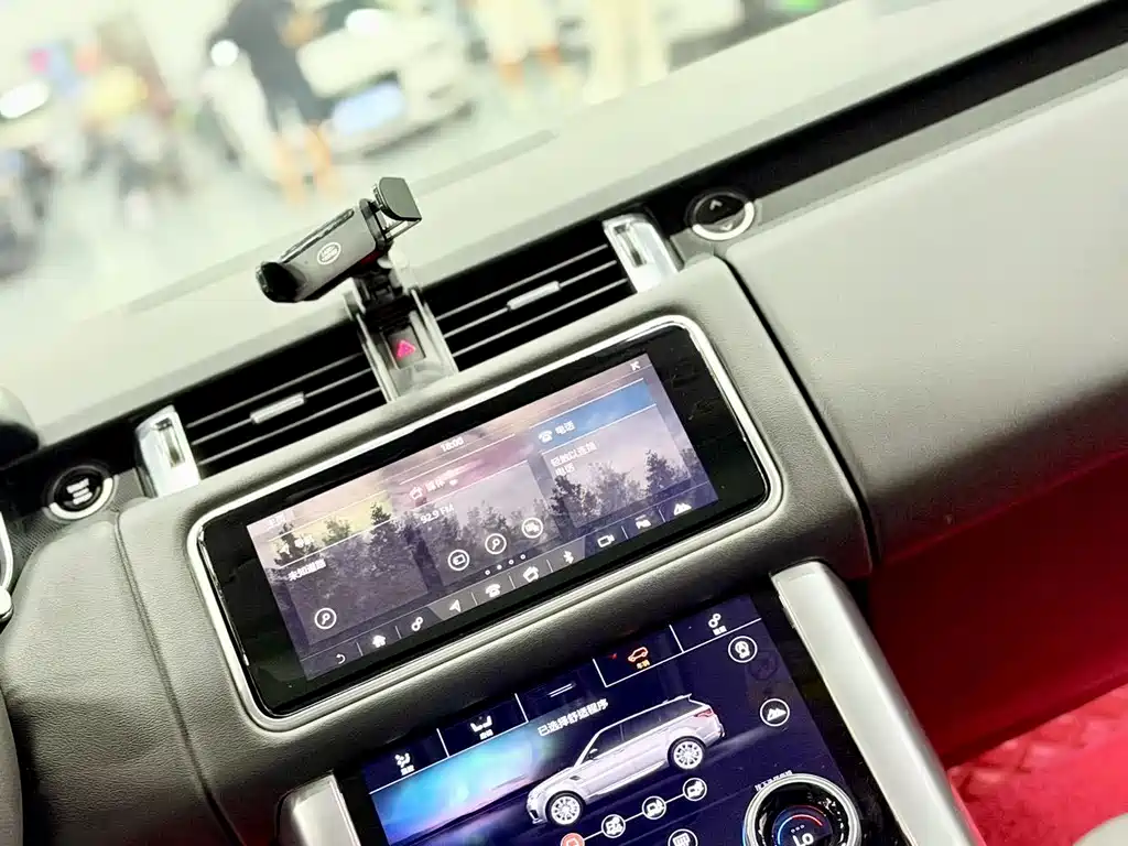 Land Rover Sport — миниатюра 5