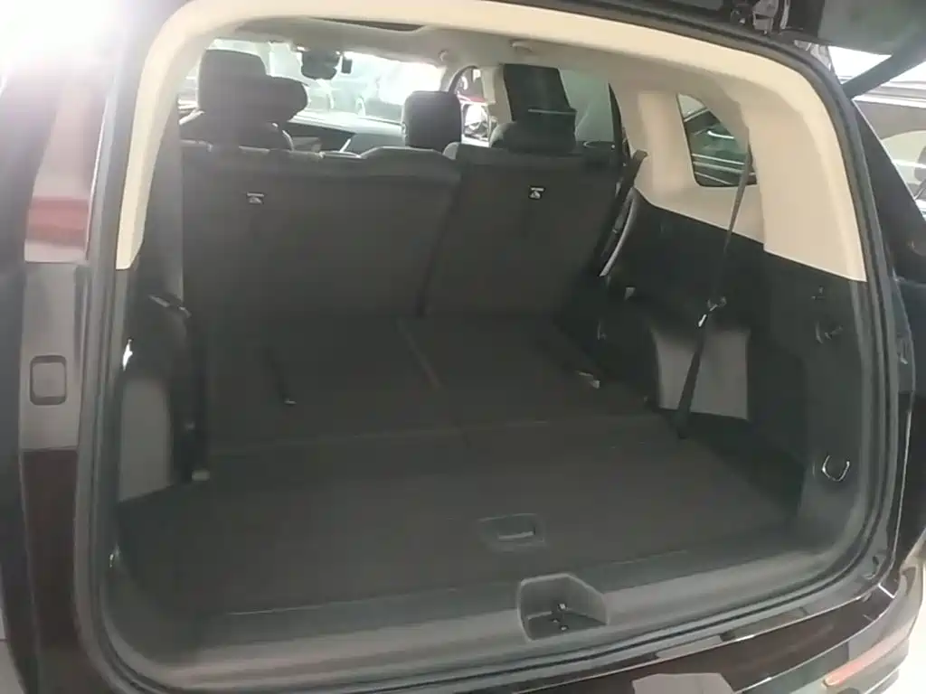 Buick Envision Plus — миниатюра 19