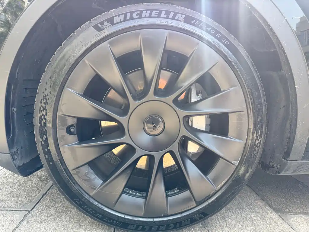 Tesla Model Y — фотографии объявления, Фото 14