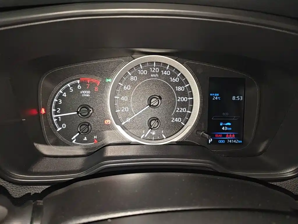 Toyota Corolla — миниатюра 12