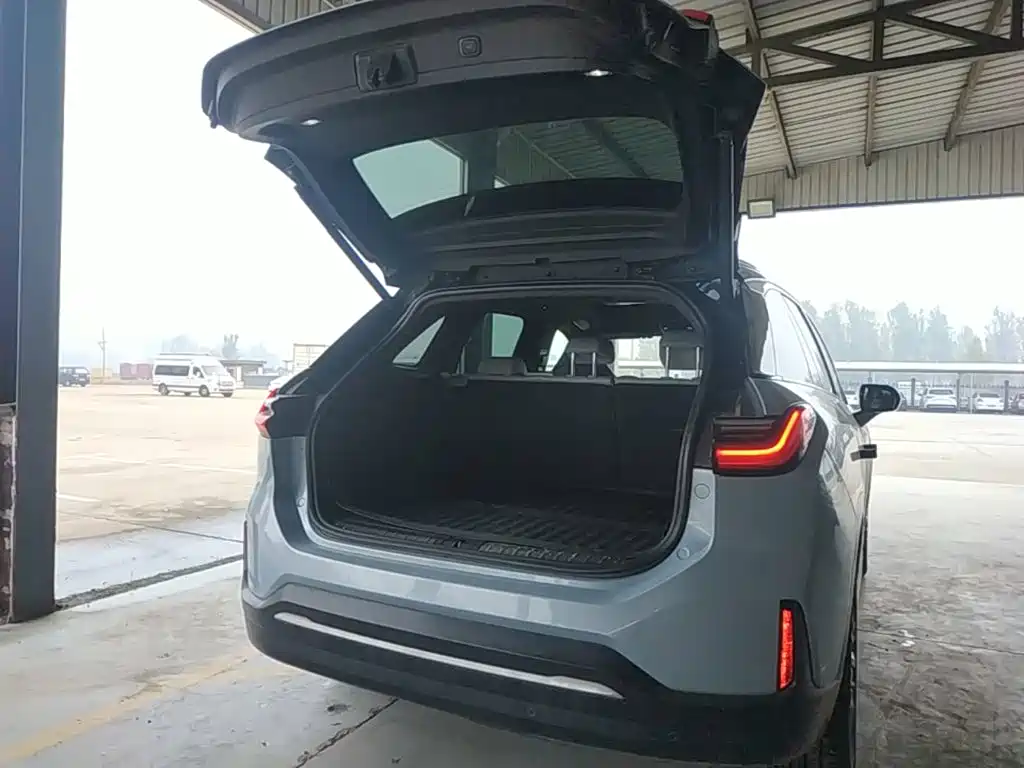 NIO ES6 — миниатюра 19
