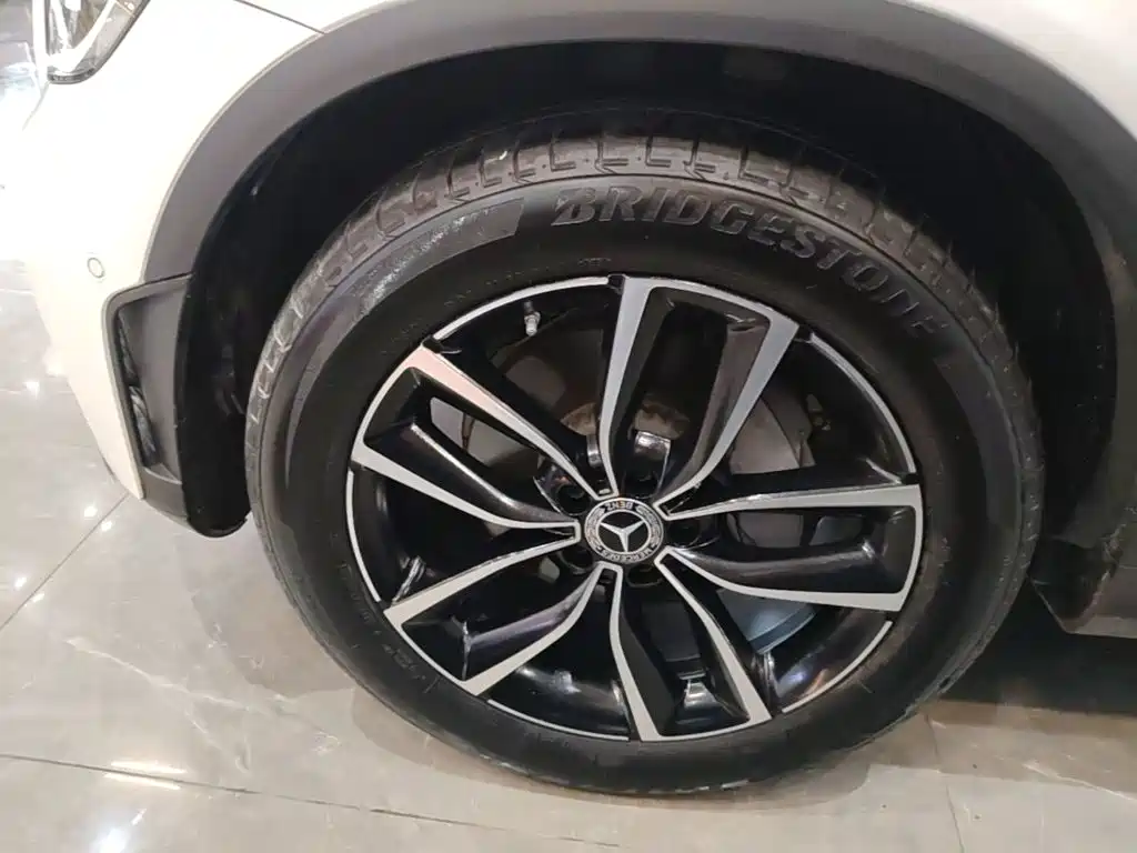 Mercedes-Benz GLC — миниатюра 23