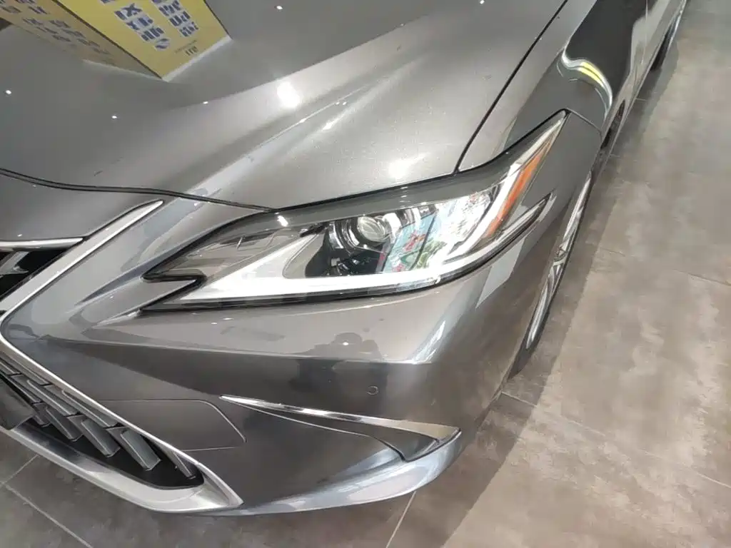 Lexus ES — миниатюра 24