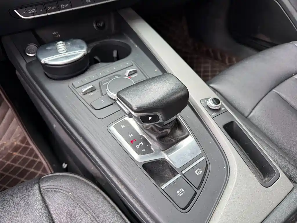 Audi A4L — миниатюра 9