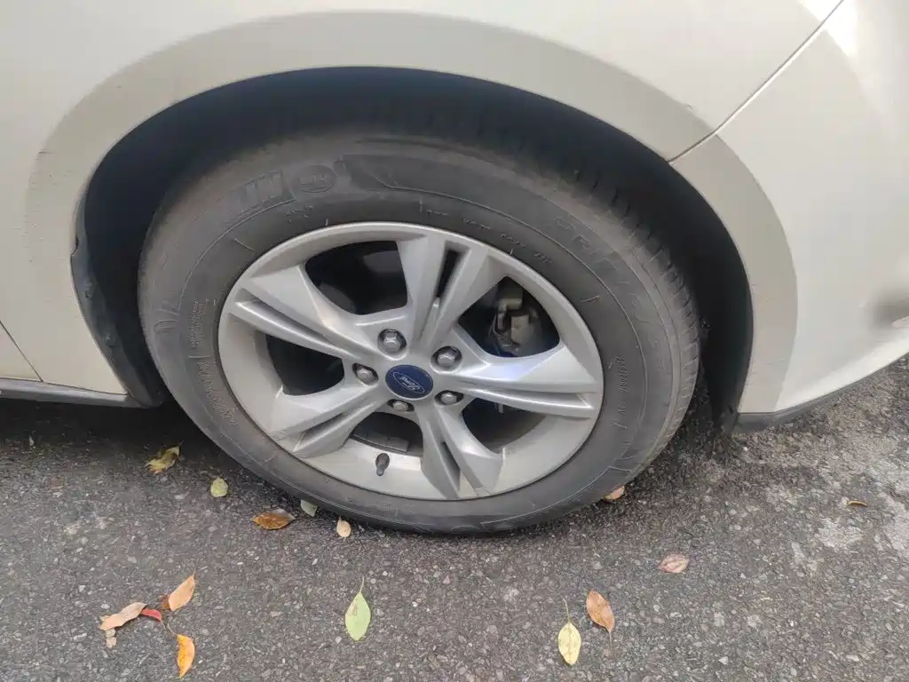 Ford Focus — миниатюра 22
