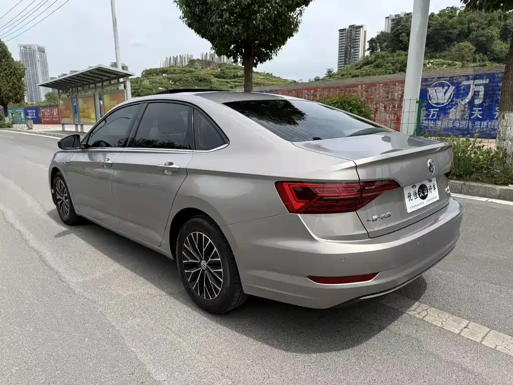 Volkswagen Sagitar — миниатюра 12