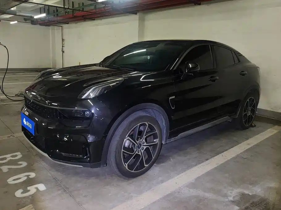 Lynk & Co 05