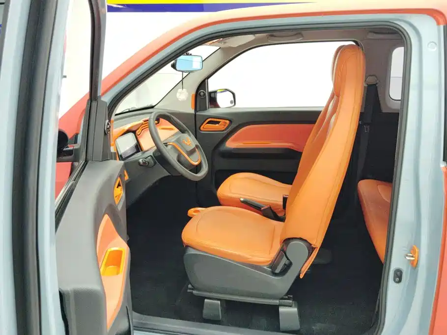 Wuling MINIEV — миниатюра 9