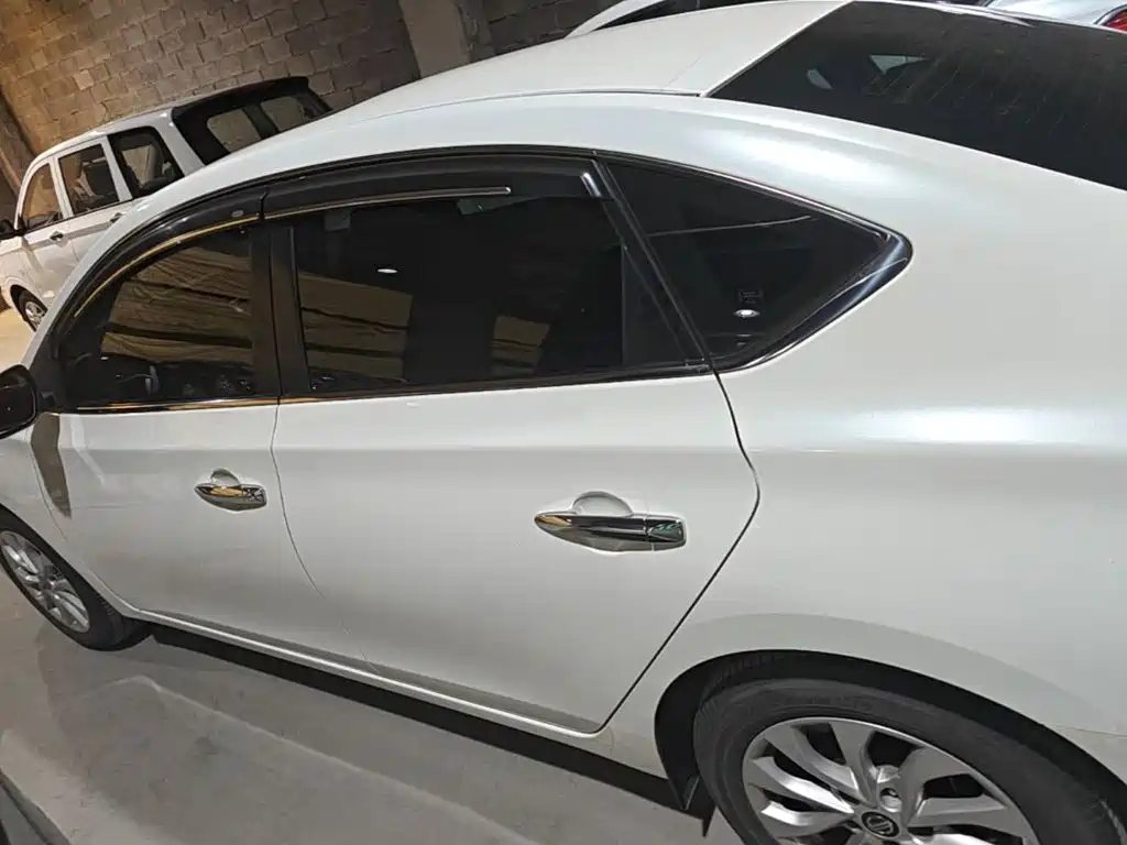 Nissan Sylphy — миниатюра 5