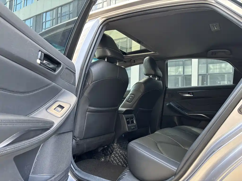 Toyota Avalon — миниатюра 11