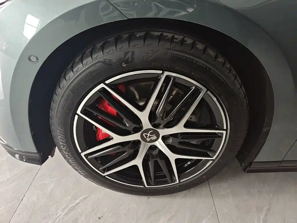 BYD Han L — миниатюра 23