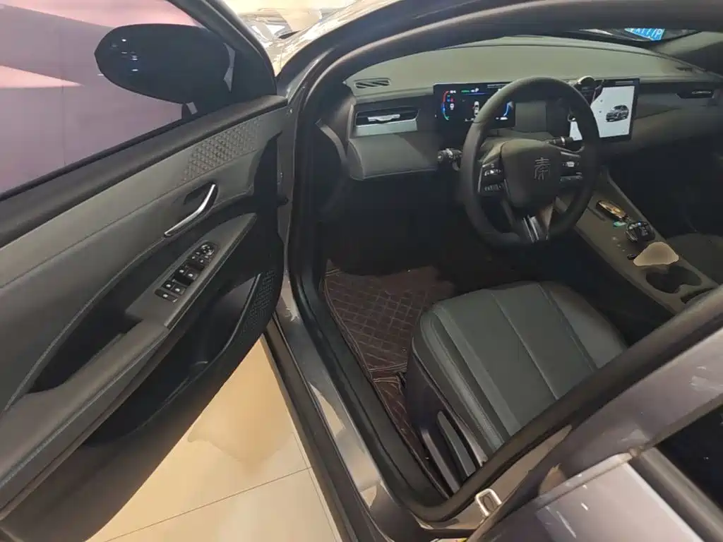 BYD Qin PLUS — миниатюра 16