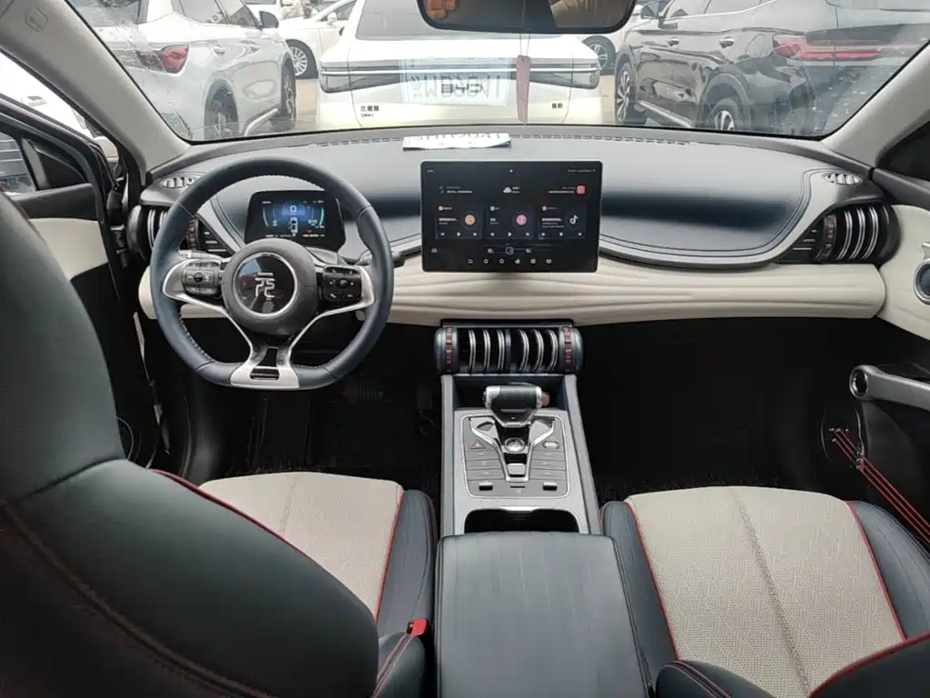BYD Yuan Plus — миниатюра 10
