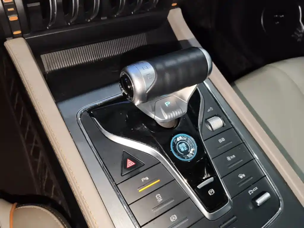 BYD Yuan Plus — миниатюра 14