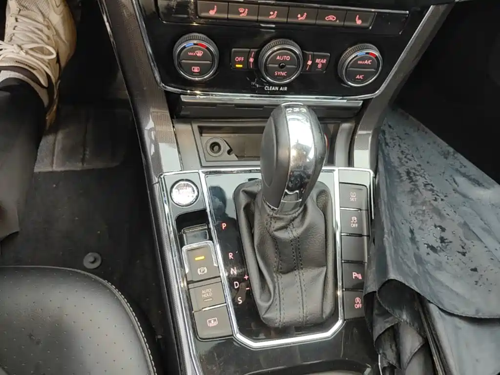 Volkswagen Passat — миниатюра 14
