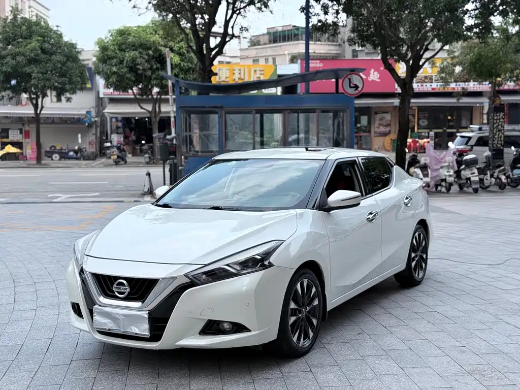 Nissan Bluebird