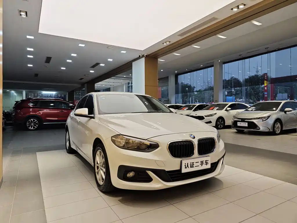BMW 1 Series 1 2018 118i Fashion