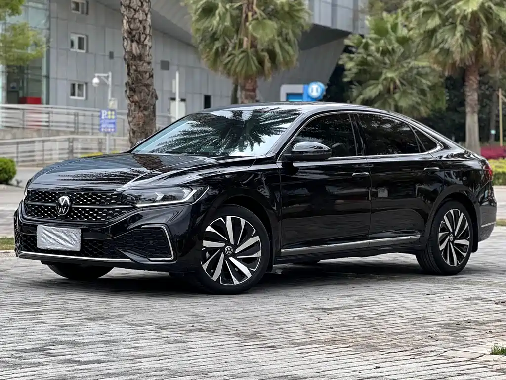 Volkswagen Passat 2022