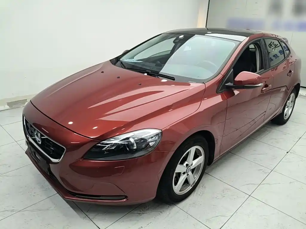 Volvo V40 — миниатюра 2