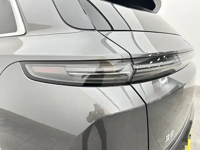 Li Auto Li L7 — миниатюра 19