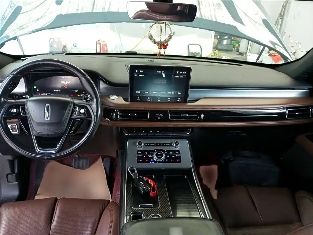 Lincoln Aviator (Import) — миниатюра 12