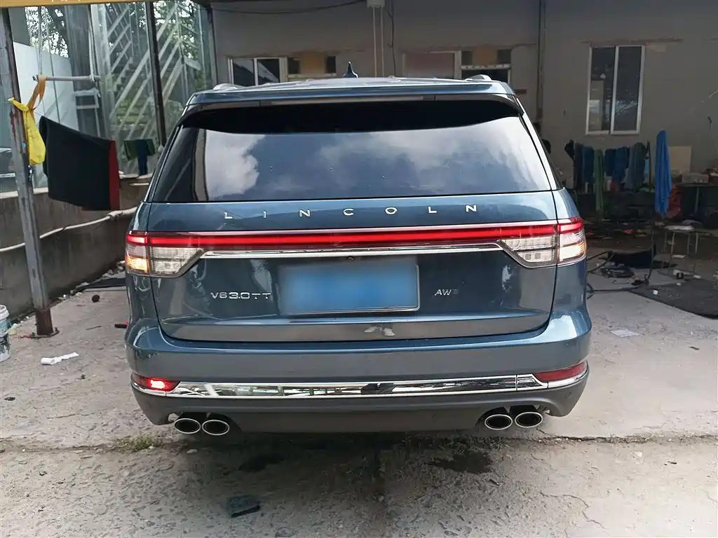 Lincoln Aviator (Import) — миниатюра 26