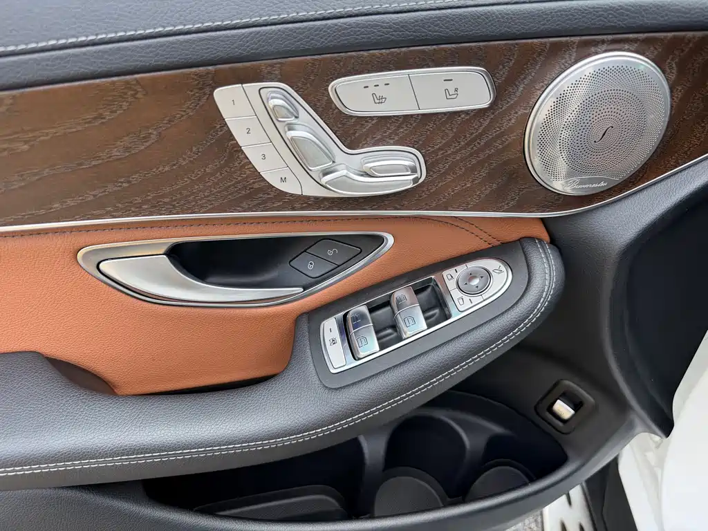 Mercedes-Benz GLC — миниатюра 14