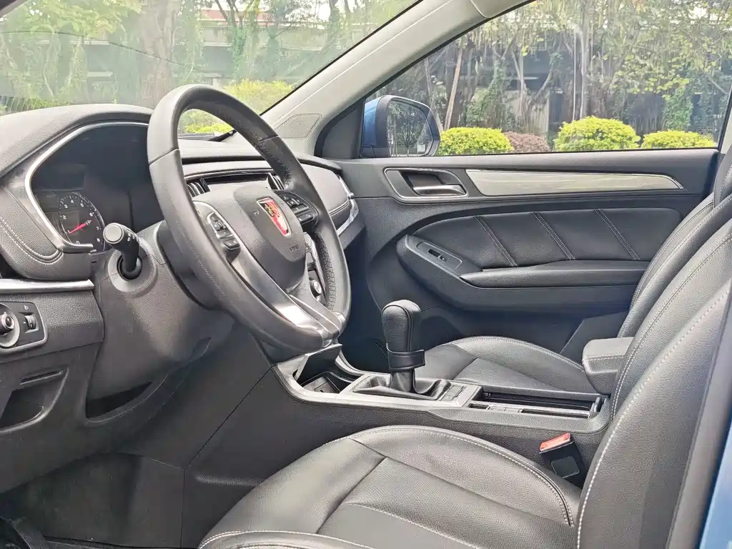 Roewe RX5 20T 2WD Manual Flagship Edition, фото 6
