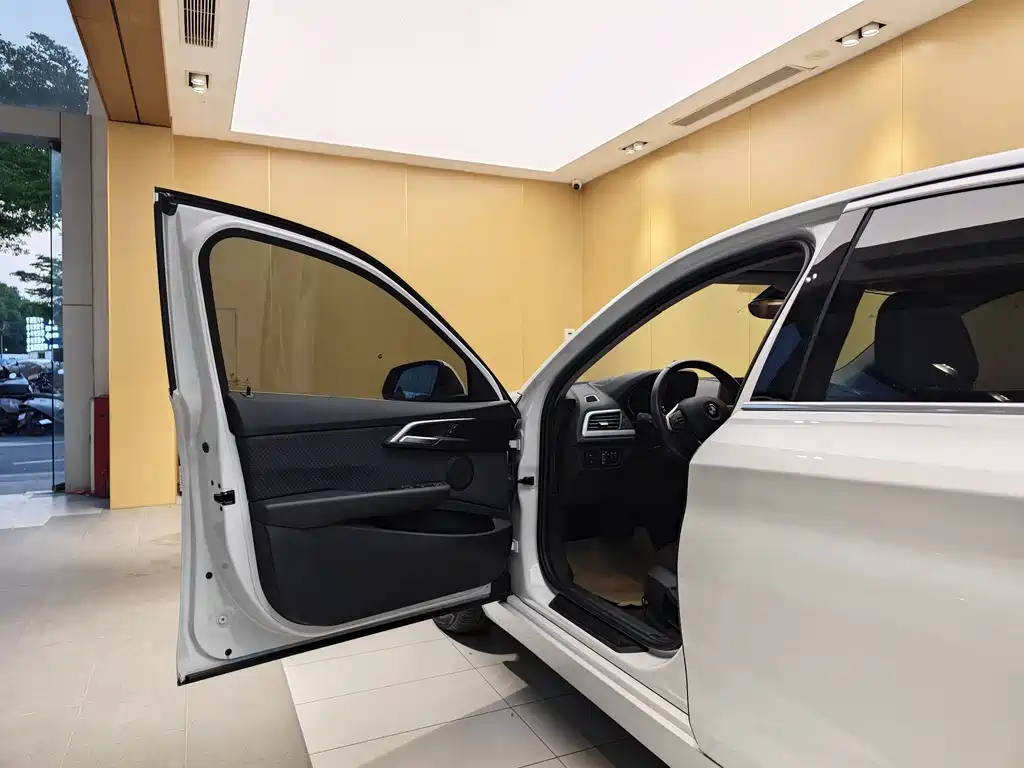 BMW 1 Series 1 2018 118i Fashion