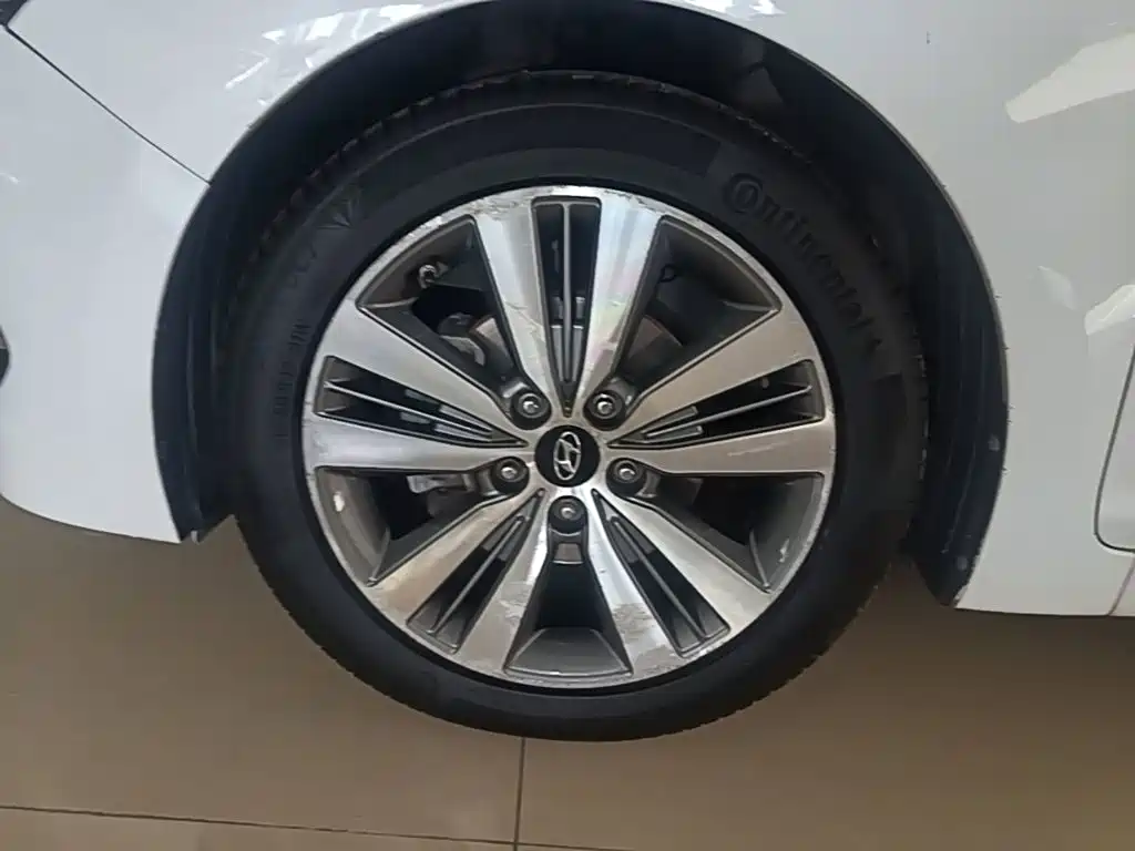 Hyundai Mistra — миниатюра 23