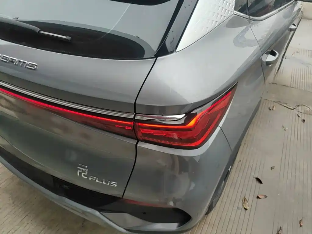 BYD Yuan Plus — миниатюра 8