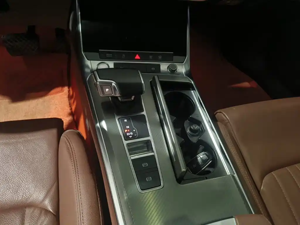 Audi A6L — миниатюра 14